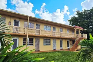 135 NE 202nd Terrace, Miami Gardens, FL 33179 - Photo 2