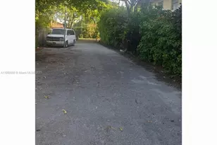 [Address not provided], Miami, FL 33135 - Photo 2