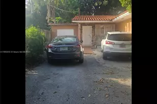 [Address not provided], Miami, FL 33135 - Photo 4