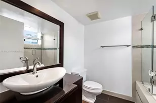 2401 Collins Ave, Miami Beach, FL 33140 - Photo 28