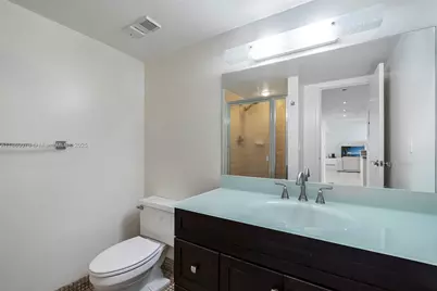 2401 Collins Ave #1808, Miami Beach, FL 33140 - Photo 34