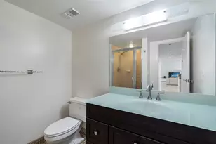2401 Collins Ave, Miami Beach, FL 33140 - Photo 34