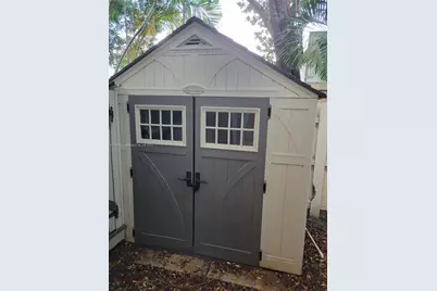 2851 W Prospect Rd #405, Tamarac, FL 33309 - Photo 18