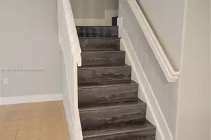 2851 W Prospect Rd, Tamarac, FL 33309 - Photo 10