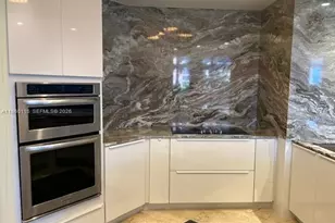 10 Edgewater Dr, Coral Gables, FL 33133 - Photo 8