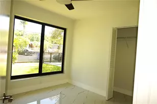 53 NW 68th St, Miami, FL 33150 - Photo 28