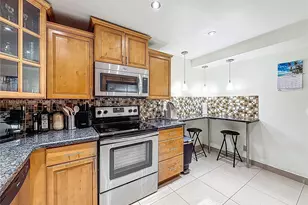 16475 Golf Club Rd, Weston, FL 33326 - Photo 12