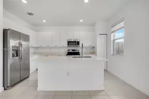 12609 NW 23rd Pl, Miami, FL 33167 - Photo 8