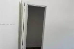 1691 NE 177th St, North Miami Beach, FL 33162 - Photo 16