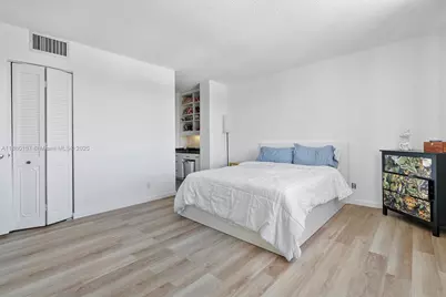 2201 S Ocean Dr #1705, Hollywood, FL 33019 - Photo 16