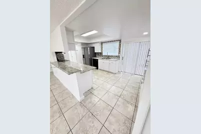 11570 SW 83rd Ter #0, Miami, FL 33173 - Photo 12