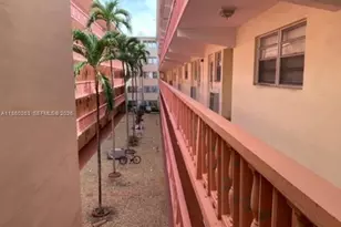 215 SE 3rd Ave, Hallandale Beach, FL 33009 - Photo 22