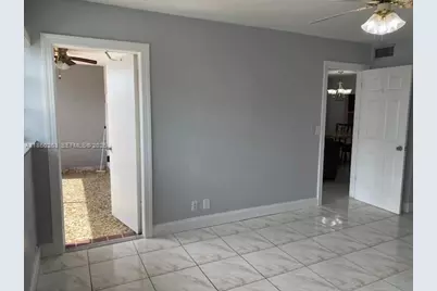 215 SE 3rd Ave #305A, Hallandale Beach, FL 33009 - Photo 16