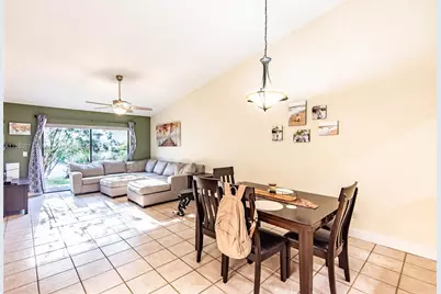 895 SW 120th Way, Davie, FL 33325 - Photo 10