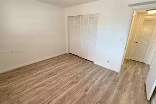 19001 NE 14th Ave, Miami, FL 33179 - Photo 32