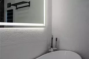 295 NE 150th St, Miami, FL 33161 - Photo 26