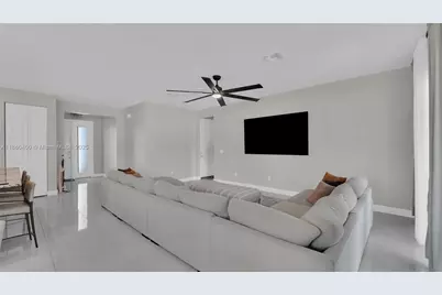 7349 Stella Ln, Lake Worth, FL 33463 - Photo 6