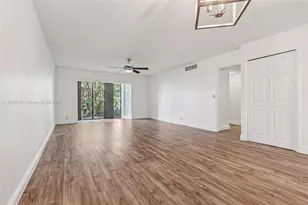 195 Lakeview Dr, Weston, FL 33326 - Photo 10