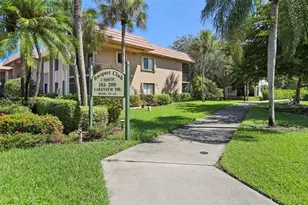 195 Lakeview Dr, Weston, FL 33326 - Photo 1