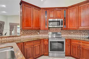 1485 W Lacosta Dr W, Pembroke Pines, FL 33027 - Photo 52