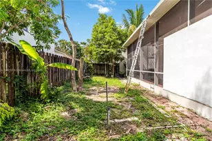 1958 NW 100th Ave, Pembroke Pines, FL 33024 - Photo 24