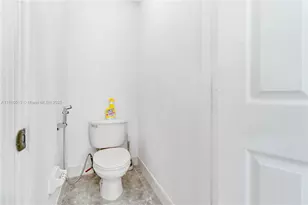 1958 NW 100th Ave, Pembroke Pines, FL 33024 - Photo 18