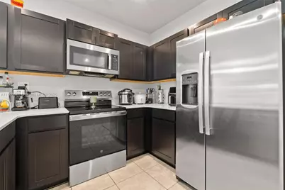 610 NW 11th Ave, Florida City, FL 33034 - Photo 4
