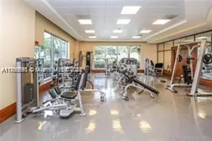 1050 Brickell Ave, Miami, FL 33131 - Photo 14
