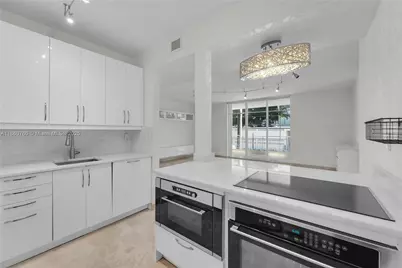 1 Century Ln #202, Miami Beach, FL 33139 - Photo 12
