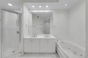1 Century Ln, Miami Beach, FL 33139 - Photo 18
