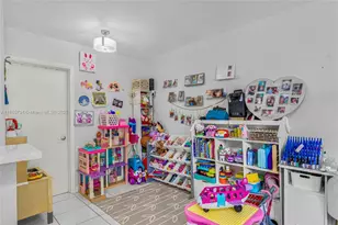 6310 SW 79th St, South Miami, FL 33143 - Photo 18