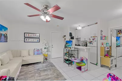 6310 SW 79th St #18, South Miami, FL 33143 - Photo 4