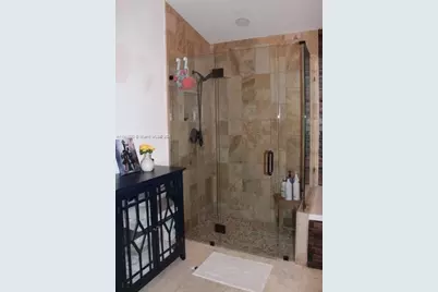 19922 NW 88th Ave, Miami, FL 33018 - Photo 12