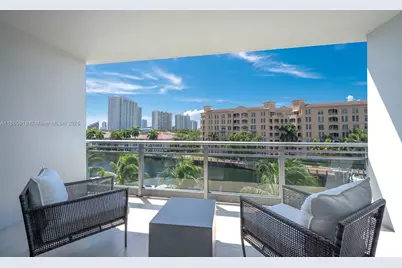2950 NE 188th St #330, Aventura, FL 33180 - Photo 32