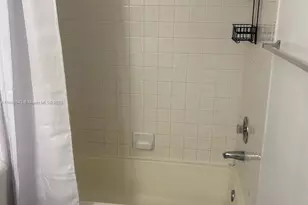 3310 N Pinewalk Dr N, Margate, FL 33063 - Photo 18