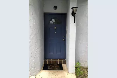 2800 S University Dr #2A, Davie, FL 33328 - Photo 4