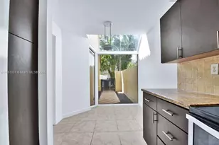 3501 Magellan Cir, Aventura, FL 33180 - Photo 4