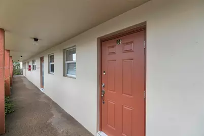 2651 E Sunrise Lakes Dr #104, Sunrise, FL 33322 - Photo 10