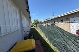 732 SW 6th St, Dania Beach, FL 33004 - Photo 16