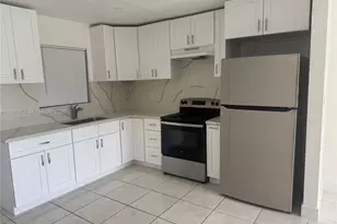 732 SW 6th St, Dania Beach, FL 33004 - Photo 2