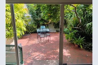 612 NE 27th Ave, Hallandale Beach, FL 33009 - Photo 18