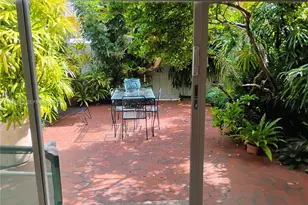 612 NE 27th Ave, Hallandale Beach, FL 33009 - Photo 18
