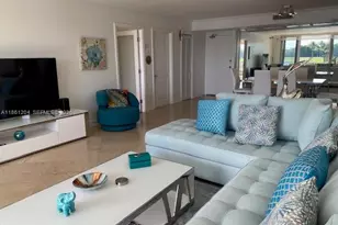 9250 W Bay Harbor Dr, Bay Harbor Islands, FL 33154 - Photo 12
