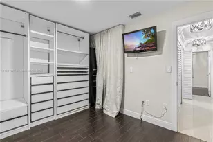13817 SW 24th St, Miami, FL 33175 - Photo 16