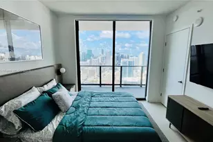 159 NE 6th St, Miami, FL 33132 - Photo 8