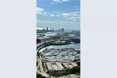 159 NE 6th St #4605, Miami, FL 33132 - Photo 22