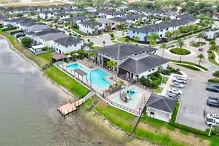 15826 NW 91st Ct, Miami Lakes, FL 33018 - Photo 16