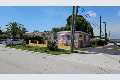 11 W 19th St, Hialeah, FL 33010 - Photo 1