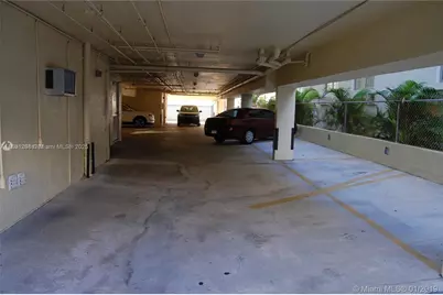 1334 Collins Ave #203, Miami Beach, FL 33139 - Photo 16