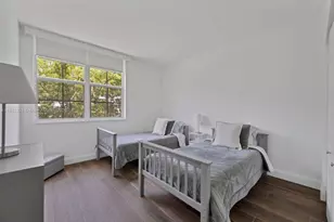 19601 E Country Club Dr, Aventura, FL 33180 - Photo 2